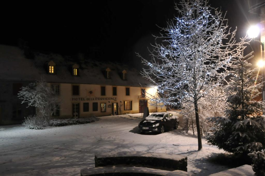 Auberge De La Providence Saint-Donat Esterno foto